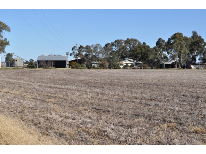 272 Weidman Road, Clifton QLD 4361