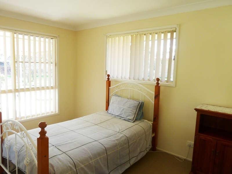 10 Windorah Close, Glenvale QLD 4350