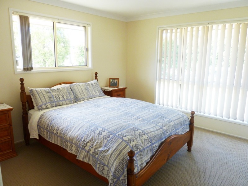 10 Windorah Close, Glenvale QLD 4350