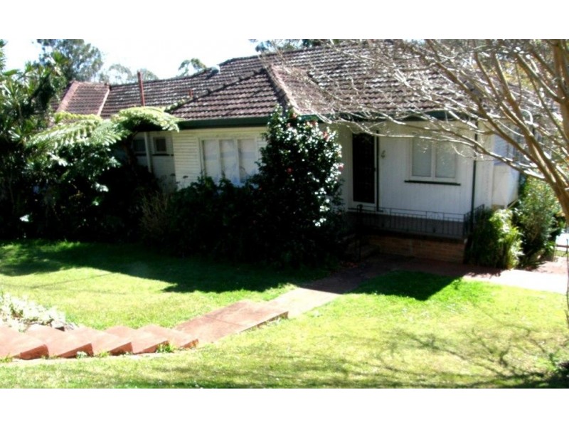5 Swenson Street, Mount Lofty QLD 4350
