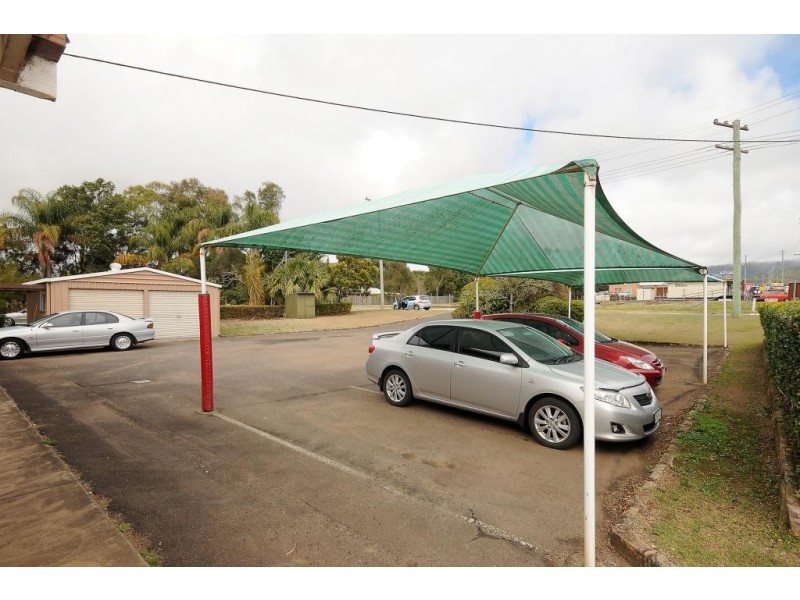 2 Stewart St, Withcott QLD 4352