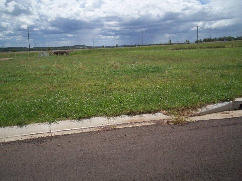 - Stanley Street, Pittsworth QLD 4356