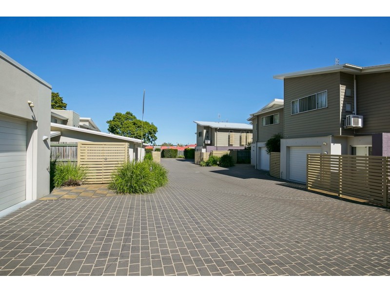 3/4B Herries Street, East Toowoomba QLD 4350