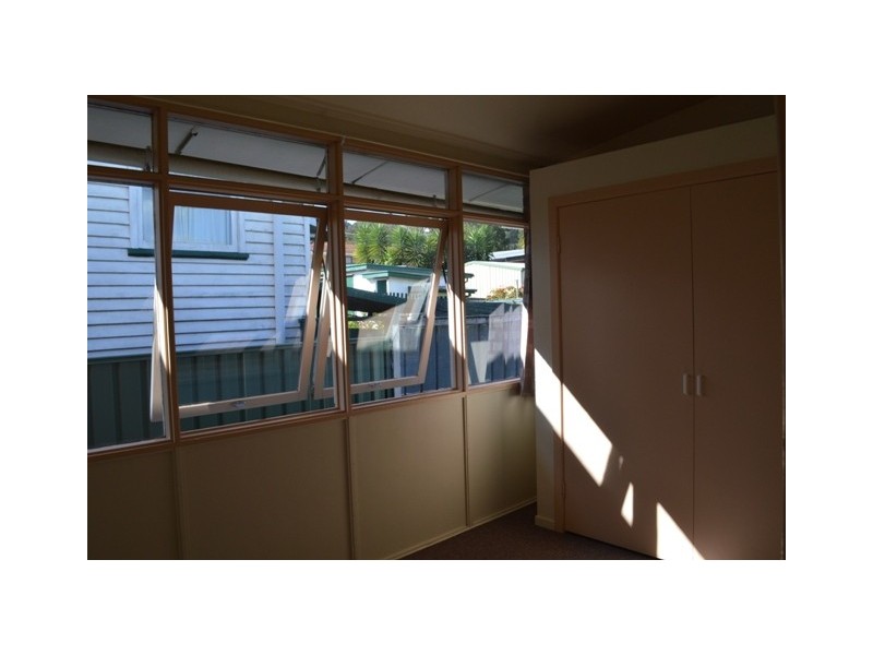 1/20 Esther Street, Mount Lofty QLD 4350