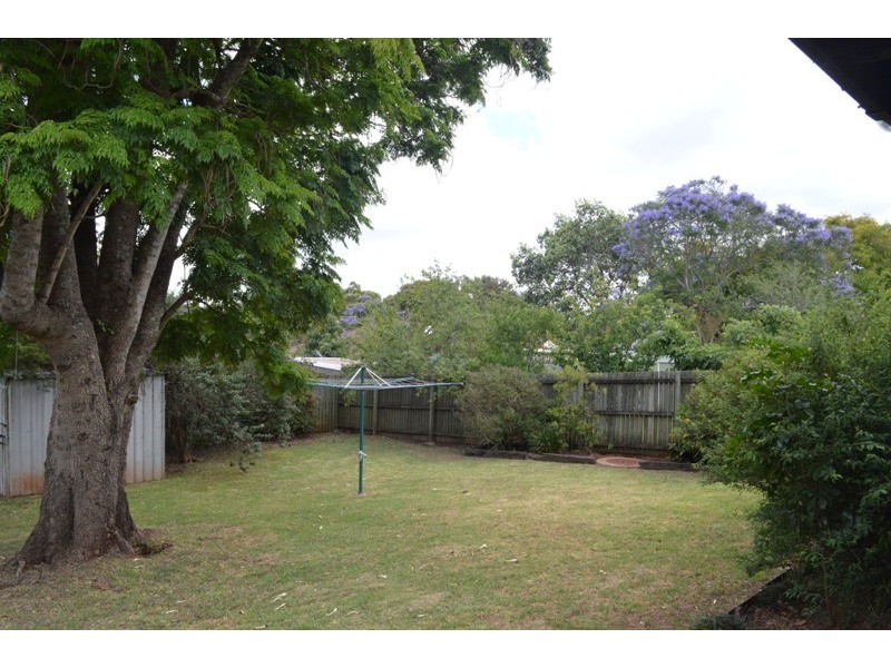 13 Mooney Street, Harlaxton QLD 4350