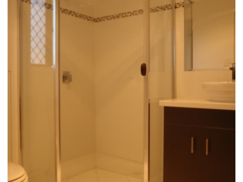 2/17 Barwick Court, Wilsonton Heights QLD 4350