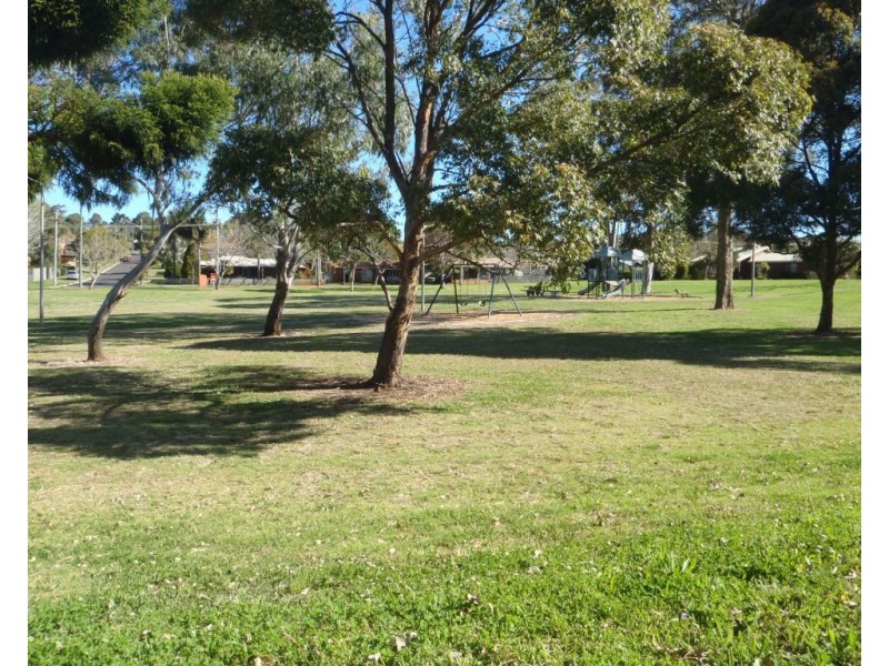 2/17 Barwick Court, Wilsonton Heights QLD 4350