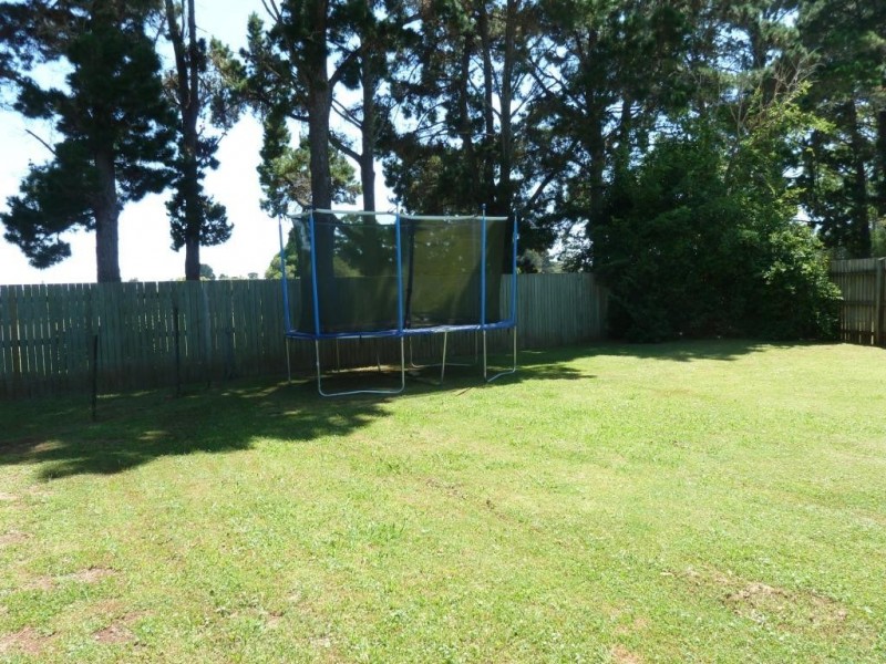 5 Georgina Court, Kearneys Spring QLD 4350