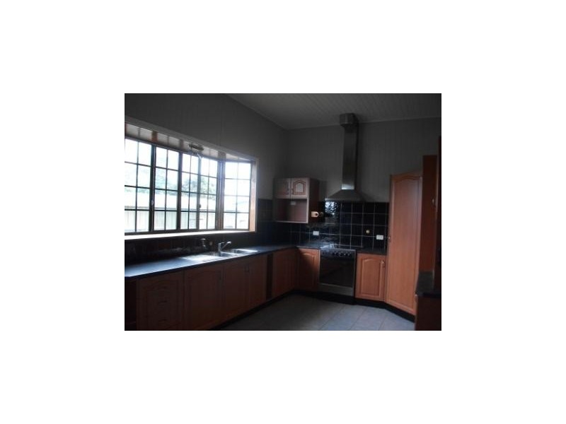 49 Preist Street, Rockville QLD 4350