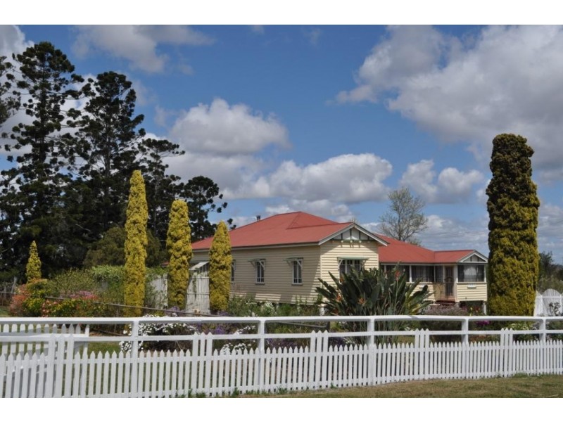 Dearlings Haden-Peranga Road, Haden QLD 4353