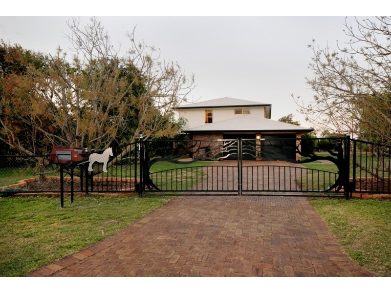 19 Dhal Street, Cotswold Hills QLD 4350
