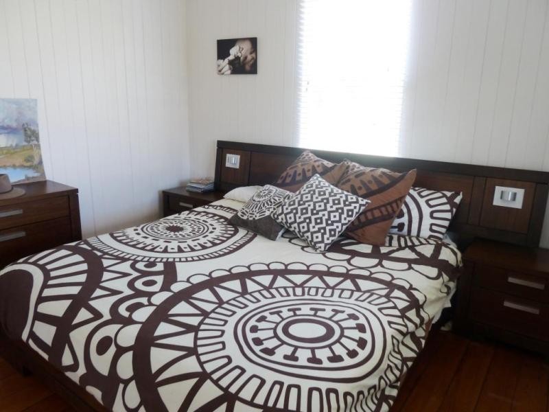 8 Phipps Drive, Meringandan QLD 4352