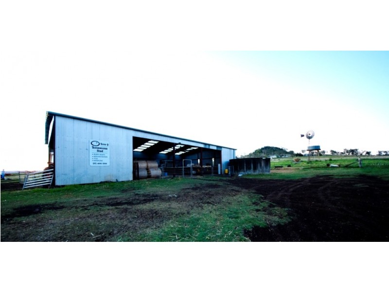 Santa Maria 13314 New England Highway, Cambooya QLD 4358
