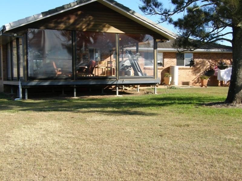 - – Hursley Rd and Carrington Rd, Torrington, Glenvale QLD 4350