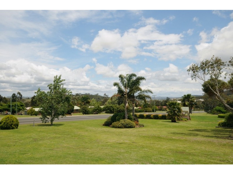 317 Glenvale Road, Glenvale QLD 4350