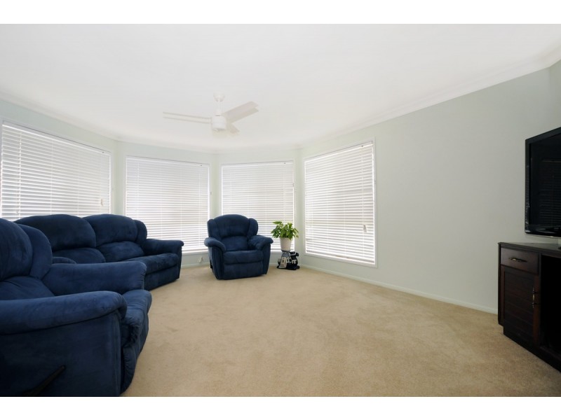 10 Bronte Street, Westbrook QLD 4350