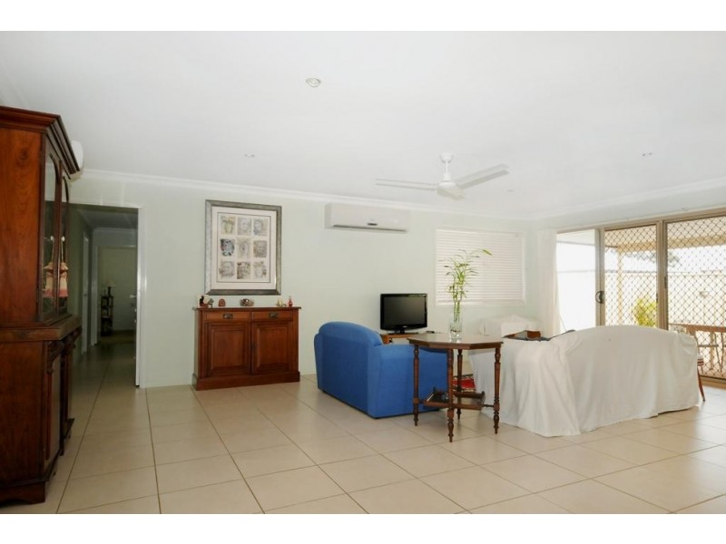 10 Bronte Street, Westbrook QLD 4350