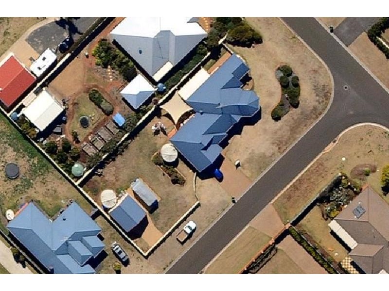 10 Bronte Street, Westbrook QLD 4350