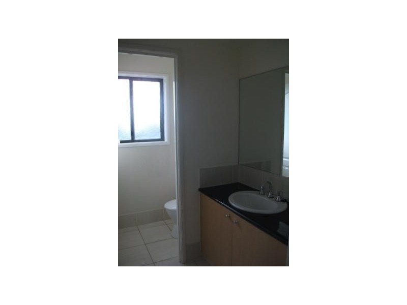 10 Hanna Court, Westbrook QLD 4350