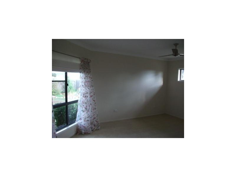 10 Hanna Court, Westbrook QLD 4350