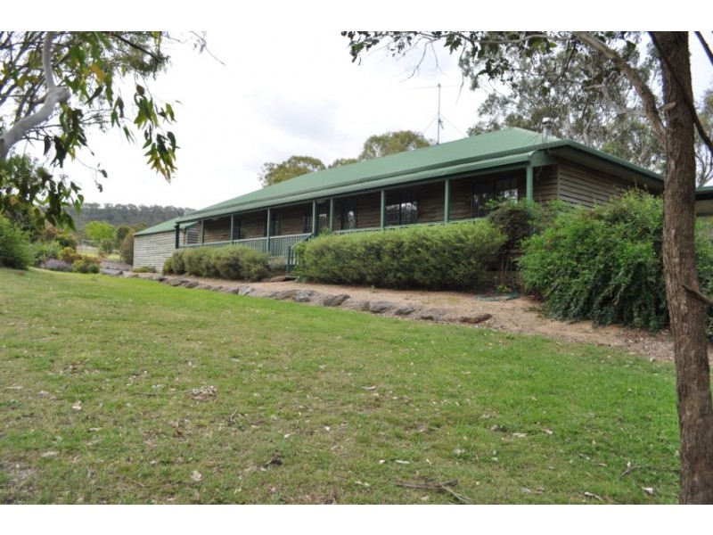 33 Boxtree Court, Mount Rascal QLD 4350