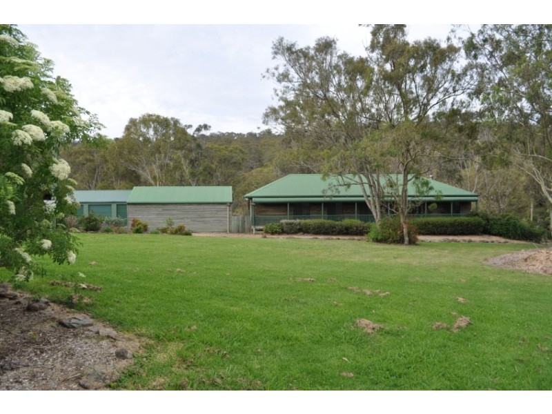 33 Boxtree Court, Mount Rascal QLD 4350
