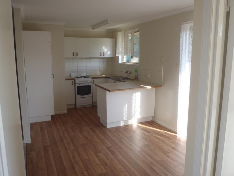 7 Russell Court, Wyreema QLD 4352