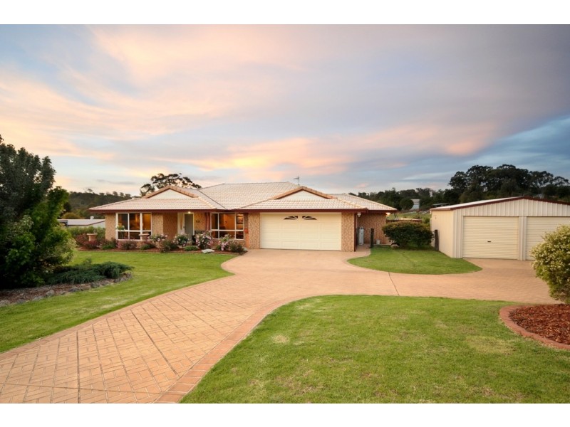 6 Glenmorgan Court, Glenvale QLD 4350