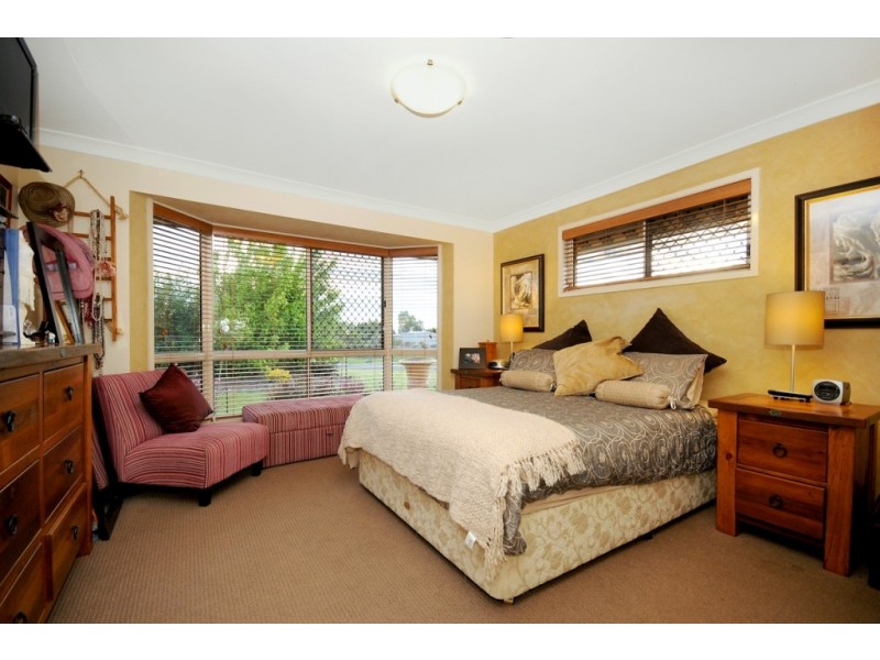 6 Glenmorgan Court, Glenvale QLD 4350