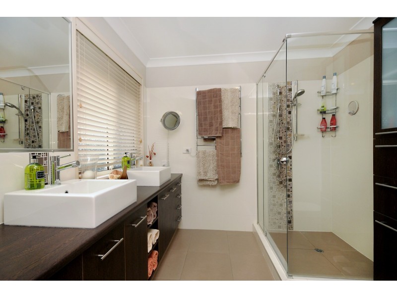 6 Glenmorgan Court, Glenvale QLD 4350