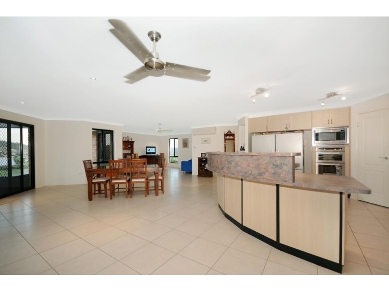 18 Kingston Road, Hodgson Vale QLD 4352