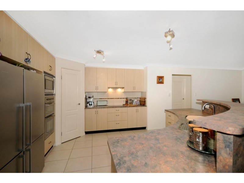 18 Kingston Road, Hodgson Vale QLD 4352