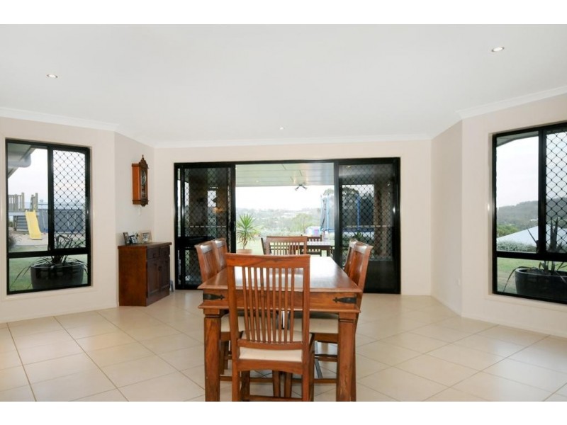 18 Kingston Road, Hodgson Vale QLD 4352