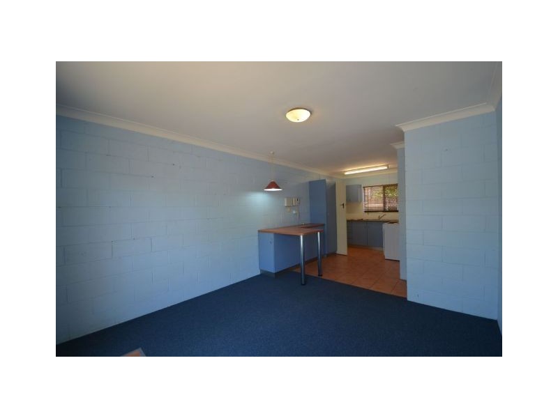 2/4 Catto Street, Centenary Heights QLD 4350