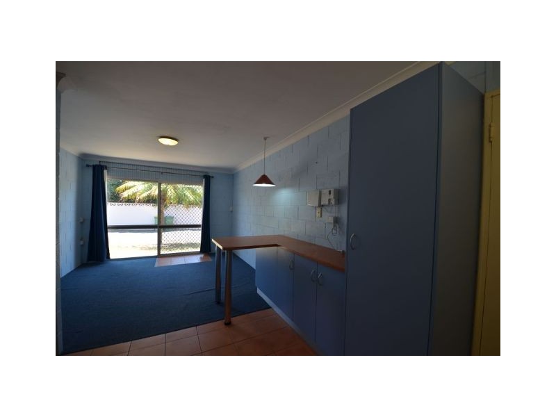 2/4 Catto Street, Centenary Heights QLD 4350