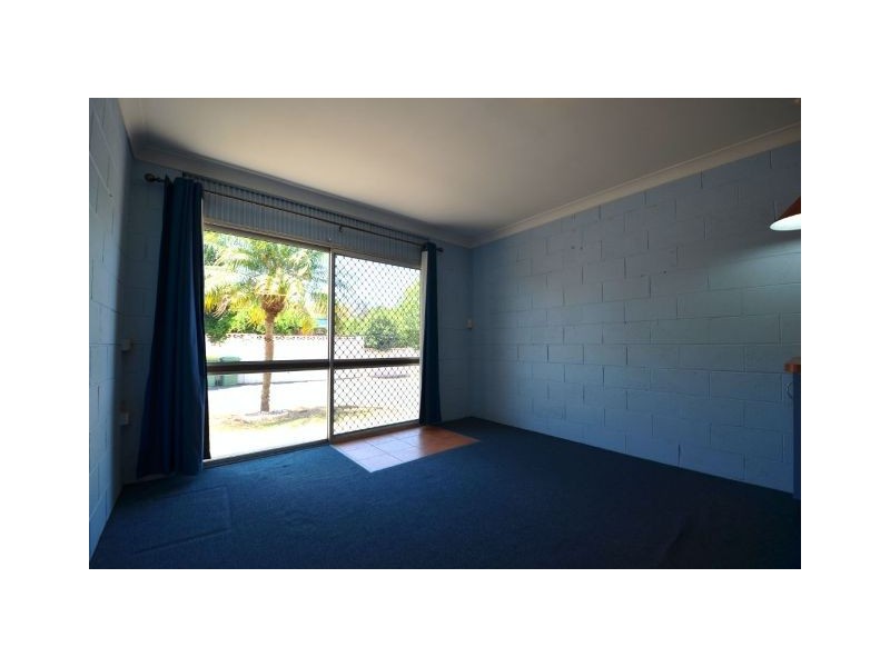 2/4 Catto Street, Centenary Heights QLD 4350