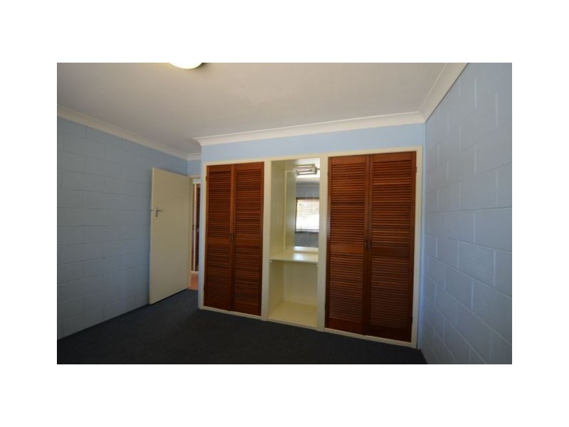 2/4 Catto Street, Centenary Heights QLD 4350