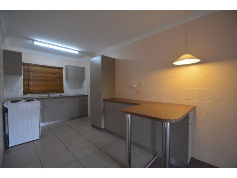 3/4 Catto Street, Centenary Heights QLD 4350