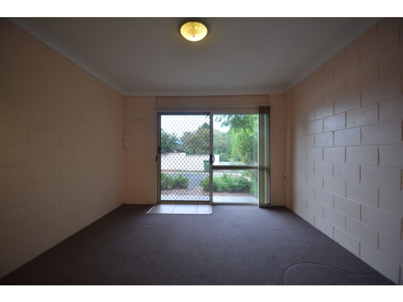 3/4 Catto Street, Centenary Heights QLD 4350