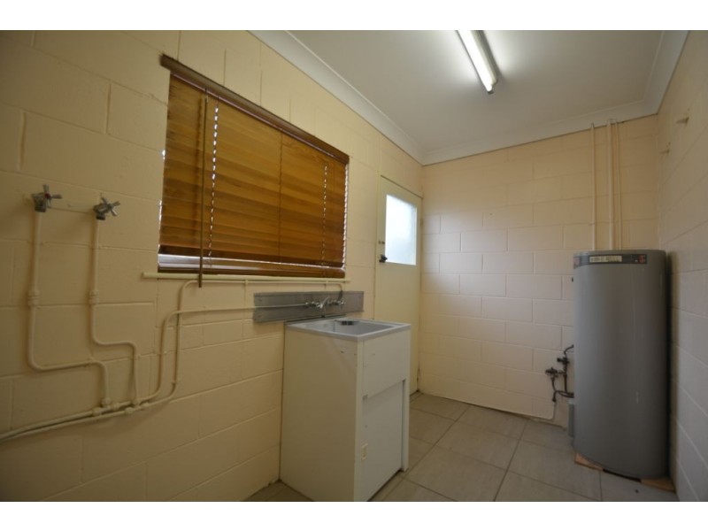 3/4 Catto Street, Centenary Heights QLD 4350