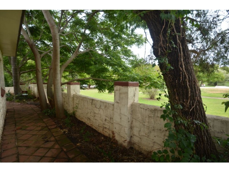 3/4 Catto Street, Centenary Heights QLD 4350