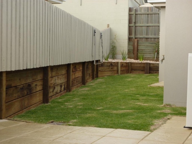 2-14 Ethan Street, Middle Ridge QLD 4350