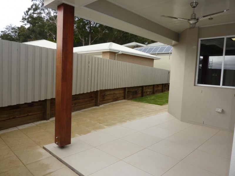 2-14 Ethan Street, Middle Ridge QLD 4350