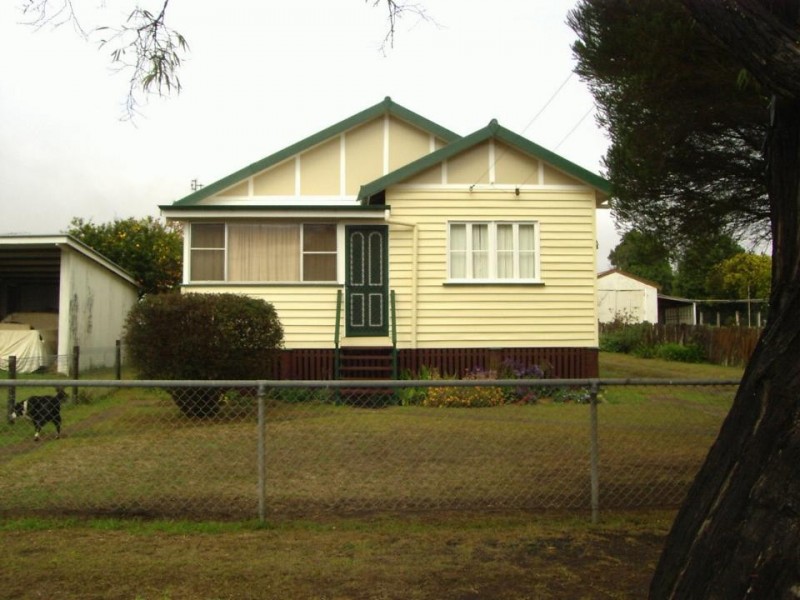 38 Dalmeny Street, Newtown QLD 4350