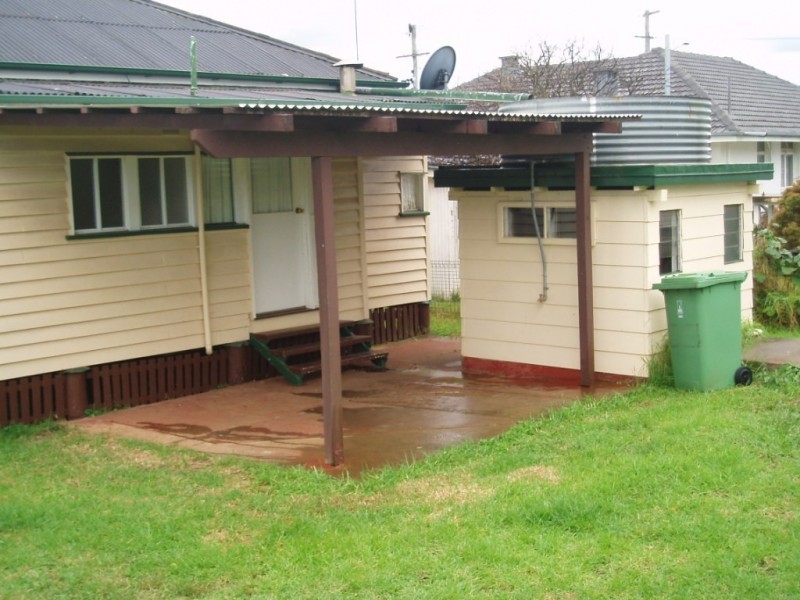 38 Dalmeny Street, Newtown QLD 4350