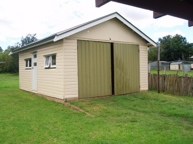 38 Dalmeny Street, Newtown QLD 4350