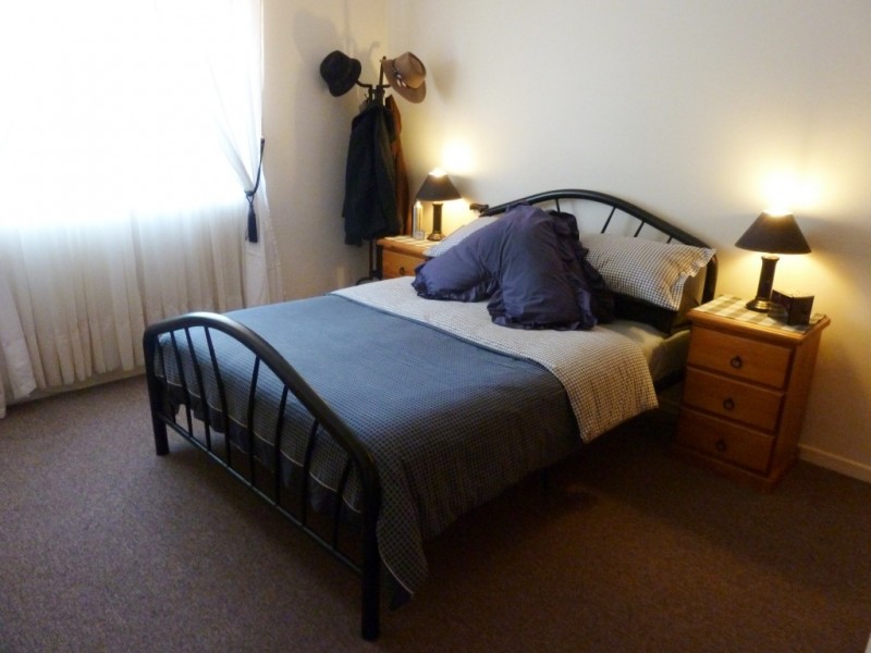 6-210a  West Street, South Toowoomba QLD 4350