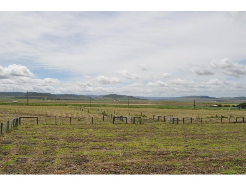 3085 Budgee Road, Greenmount QLD 4359