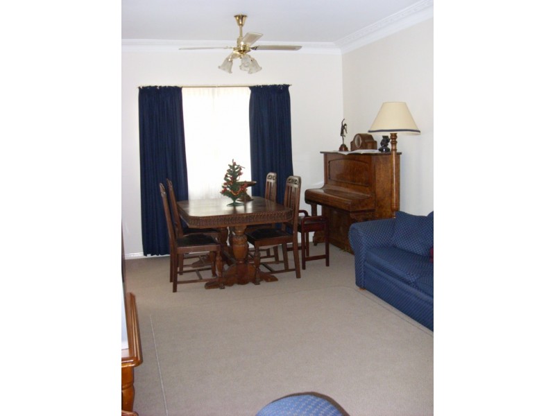 116 Holberton Street, Newtown QLD 4350