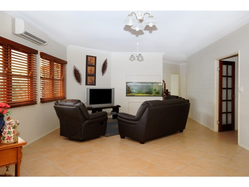 11 Nardoo, Darling Heights QLD 4350